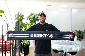 Beşiktaş'ta Amir Murillo'nun İstanbul'da olduğu görüntü.