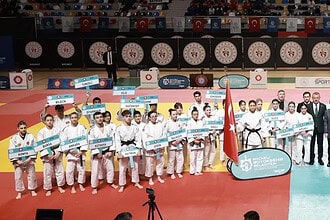 Minderde şampiyona heyecanı ve Kocaeli'nin spor başarısı, Tahir Büyükakın sporun başkenti olma hedef.
