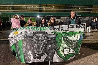 Kocaelispor aşkını gösteren Arjantinli aile tribünde yer aldı.
