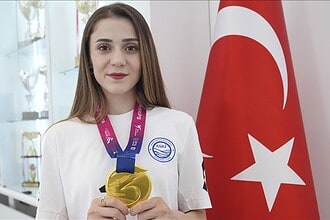 Merve Dinçel, 2028 Olimpiyatları'nda altın madalya kazanmayı hedefliyor.