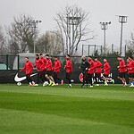 Milli futbol takımı Romenya maçına hazırlık yaparken antrenman gerçekleştiriyor.