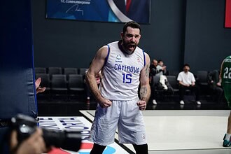 Çayırova Belediyesi Basketbol oyuncusu, Gaziantep Basketbol maçında coşkulu anlar yaşadı.