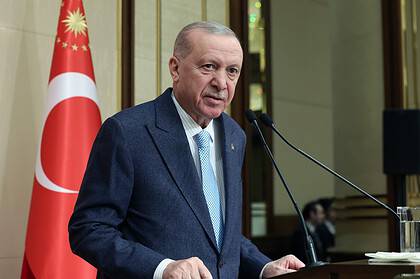 Cumhurbaşkanı Erdoğan, öğretmenlere yönelik şiddete karşı duruşunu vurguluyor.