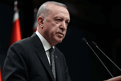 Cumhurbaşkanı Erdoğan, ülkemizin ve milletimizin başı sağ olsun dilekleriyle ulusal yasını paylaştı.
