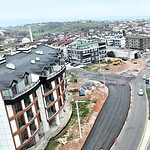 Darıca'da üstyapı çalışmaları başladı, yeni yollar ve altyapı iyileştirmeleri planlanıyor.