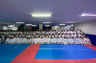 Başiskele Belediyesi karate kuşak sınavında 120 sporcu üst kuşağa yükseldi.