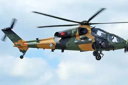 Helikopter kazası, Katar'da askeri helikopterin düşmesi sonucu 3 Türk personel şehit oldu.