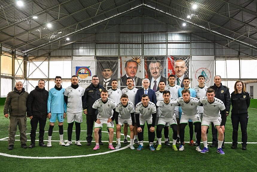 Kocaeli Emniyet Müdürlüğü Futbolda Yarı Finalde! Kastamonu’yu 5-3 Mağlup Ettiler