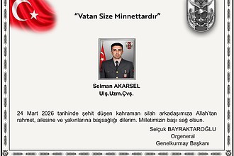 Ağrı'da şehit olan askerimizin resmi ve vatan için yaptığı fedakarlık.