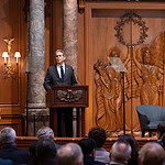 ABD İran petrolüne yönelik yaptırımları 30 gün süreyle kaldırdı, enerji piyasalarında önemli gelişme.