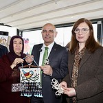 Körfez 60+ Aktif Yaşlanma Merkezi geri dönüşüm sergisi, yaşlılar ve katılımcılar el emeğiyle hazırla.