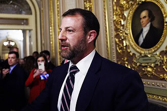 ABD Senatosu, Markwayne Mullin'in İç Güvenlik Bakanı olarak atanmasını onayladı.