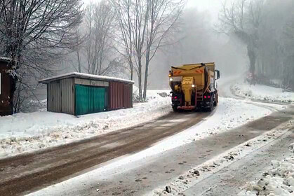Kocaeli’de Bayram Sürprizi: Kartepe, Başiskele ve Gölcük’te kar yağışı etkili oldu.