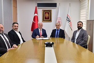 Darıca Spor Köyü projesi için imzalar atıldı, önemli adımlar atıldı.