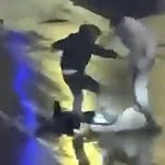 İzmit'te gerçekleşen darp olayının failleri yakalandı, güvenlik kameraları kaydıyla olay detayları o.