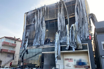 Dilovası fabrikasında çıkan yangın sonrası hasar görüntüsü.