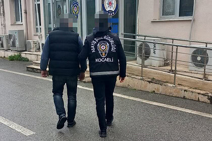 Yakalanan şahıs, dolandırıcılık suçundan kesinleşmiş 3 yıl 4 ay hapis cezası ile gözaltına alındı.