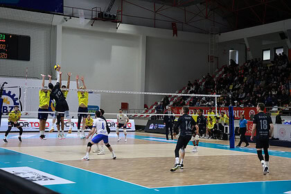 Gebze Belediyesi Voleybol Efeler Ligi'nde Play-Off heyecanı.