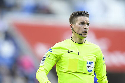 François Letexier, Türkiye-Romanya maçını yönetecek FIFA hakemi.