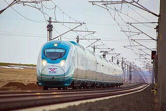 Hızlı tren Gebze duraklarında saat değişikliği olup olmadığını gösteren güncel bilgi.