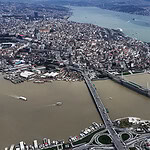 İstanbul Sağanak Yağış Sonrası Haliç Çamura Bulandı