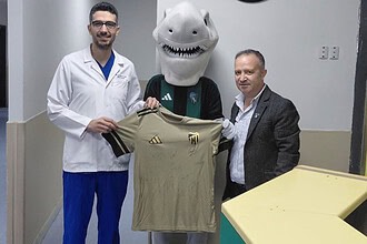 Sağlık çalışanlarına Kocaelispor’dan Tıp Bayramı’nda imzalı forma sürprizi.