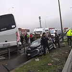 Kuzey Marmara Otoyolu’nda Polis Servisi Kazası: 1 Şehit, 16 Yaralı