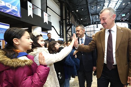 Başkan Büyükakın’dan Öğrencilere Teşekkür: Kocaeli’de 6,5 Ton Elektronik Atık Toplandı