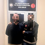 Terör örgütü üyesi İzmit'te kıskıvrak yakalandı, emniyet güçleri operasyon düzenledi.