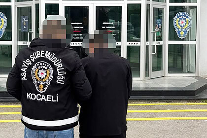 Uyuşturucu suçundan aranan şahıs Kocaeli'de polis tarafından yakalandı.