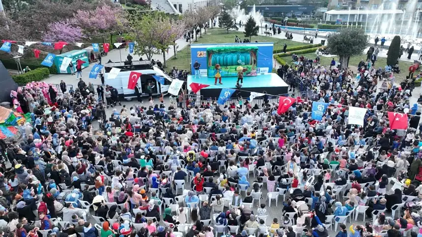 Kocaeli Büyükşehir Belediyesi Yaşanan Elim Olaylar Nedeniyle 23 Nisan Etkinliklerini İptal Etti