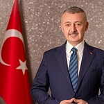 Başkan Büyükakın’dan 23 Nisan Mesajı: "Çocukların Gözündeki Işıltı Her Makamdan Kıymetlidir"