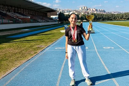 Pistlerin Yeni Kraliçesi Alya! İzmitli Genç Atlet Türkiye Şampiyonası’nda Kürsüde