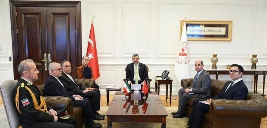 Bakan Çiftçi, İran'ın Ankara Büyükelçisi Habibullahzadeh İle Bir Araya Geldi