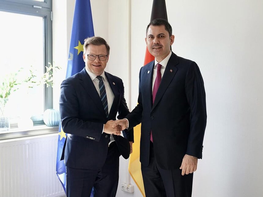 Bakan Kurum, BM İcra Sekreteri Stiell ve İngiliz, Alman ve Japon Mevkidaşları ile Görüştü