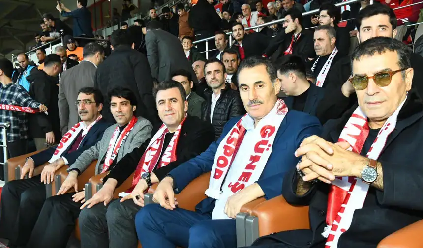 Batman Petrolspor ile Muğla maçında Üst Düzey Protokol de Şeref Tribününde Yer Aldı