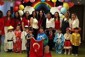 İzmit’in Çınar Çocuk Evleri’nde 23 Nisan Şöleni!