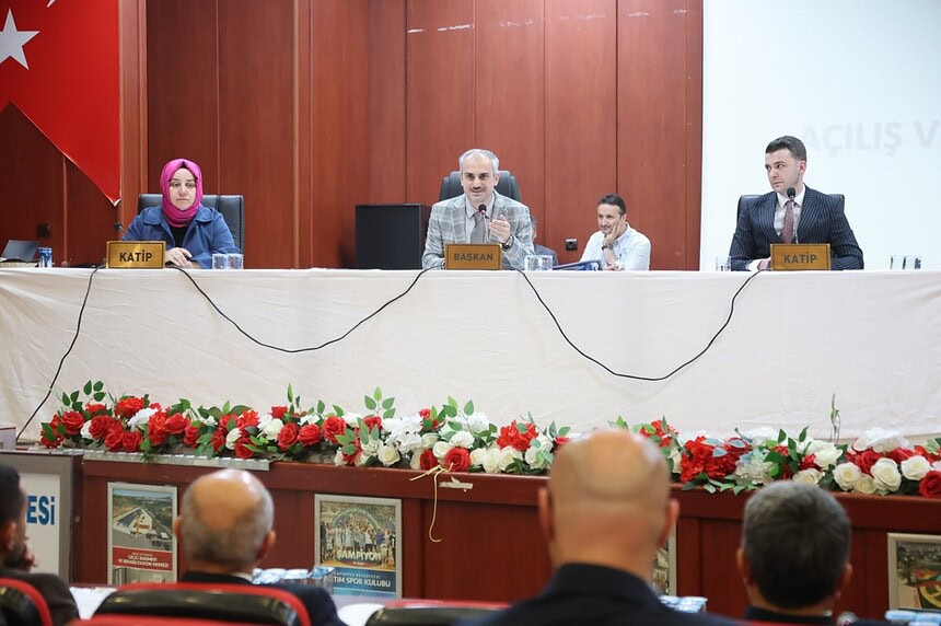 Çayırova Belediyesi Nisan Meclisi Tamamlandı: Yeni Komisyon Üyeleri Belli Oldu