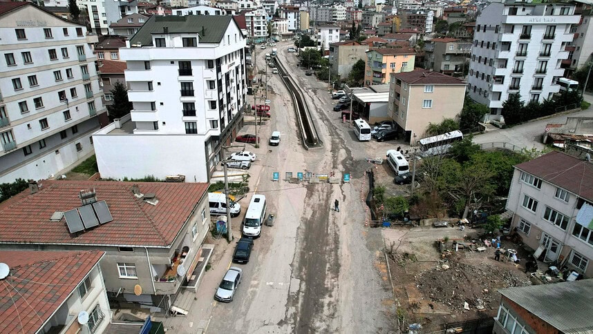 Çayırova’ya Büyükşehir’den Prestij Dokunuşu: Uğur Mumcu Caddesi Baştan Aşağı Değişiyor
