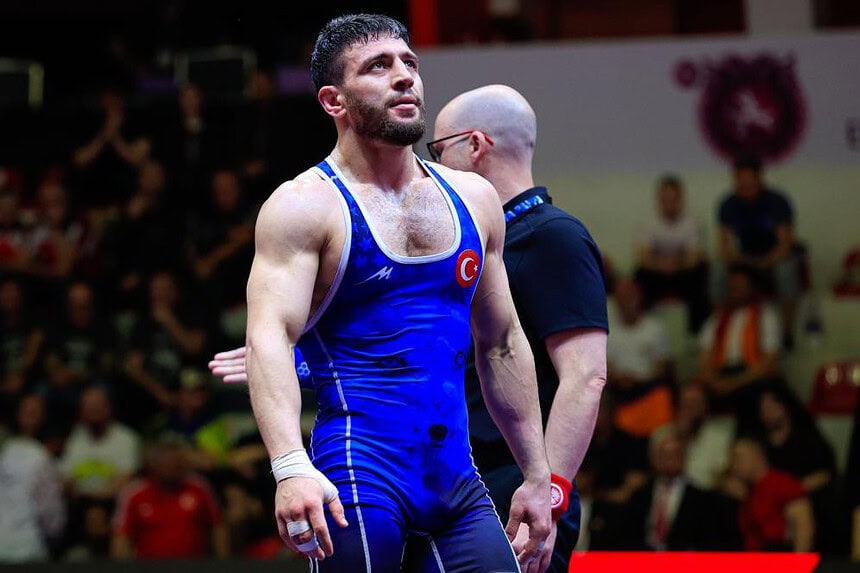 Cengiz Arslan, Avrupa Şampiyonası'nda Bronz Madalya Kazandı