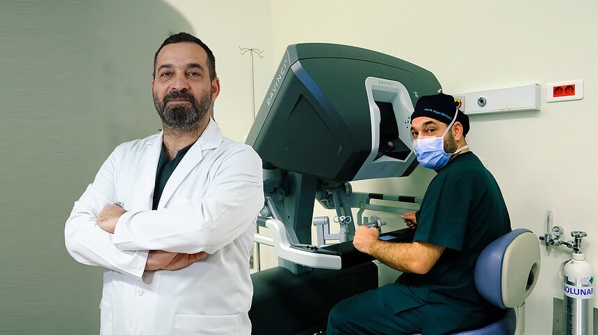 Robotik Kalp Cerrahisinde Yeni Dönem: Ameliyatların %90’ı Artık Daha Güvenli