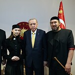 Cumhurbaşkanı Erdoğan, Ay Yola Müzik Grubunu Kabul Etti
