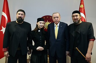 Cumhurbaşkanı Erdoğan, Ay Yola Müzik Grubunu Kabul Etti