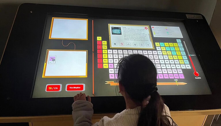 Dilovası Belediyesi’nden Anlamlı Etkinlik: Özel Kalpler Bilimle Buluştu!
