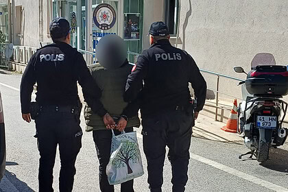 Kocaeli'de Hem Hırsızlık Hem Dolandırıcılık Suçundan Aranan Şahıs Yakalandı!