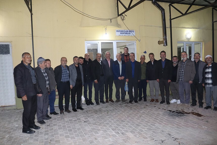 İzmit Belediyesi Düğmeciler Mahallesi'nde Üreticilerle Buluştu: Tarımsal Destekler Masaya Yatırıldı