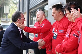 Engelleri Ritimle Aşıp Başkente Gidiyorlar: Derince Belediyesi Özel Yeteneklerini Uğurladı!