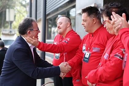 Engelleri Ritimle Aşıp Başkente Gidiyorlar: Derince Belediyesi Özel Yeteneklerini Uğurladı!