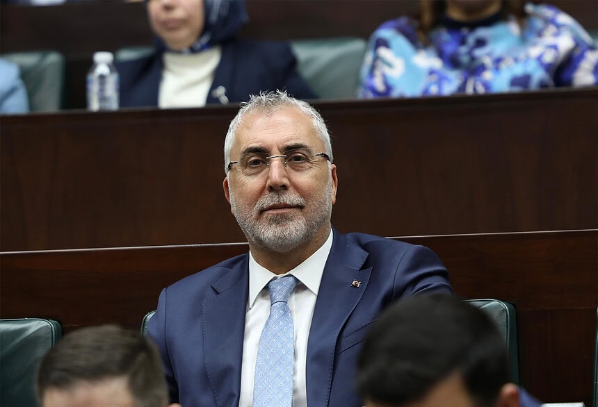 Bakan Işıkhan’dan Emekliye İkramiye Müjdesi!