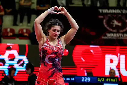 Evin Demirhan ve Nesrin Baş, Avrupa Şampiyonası'nda Finalde